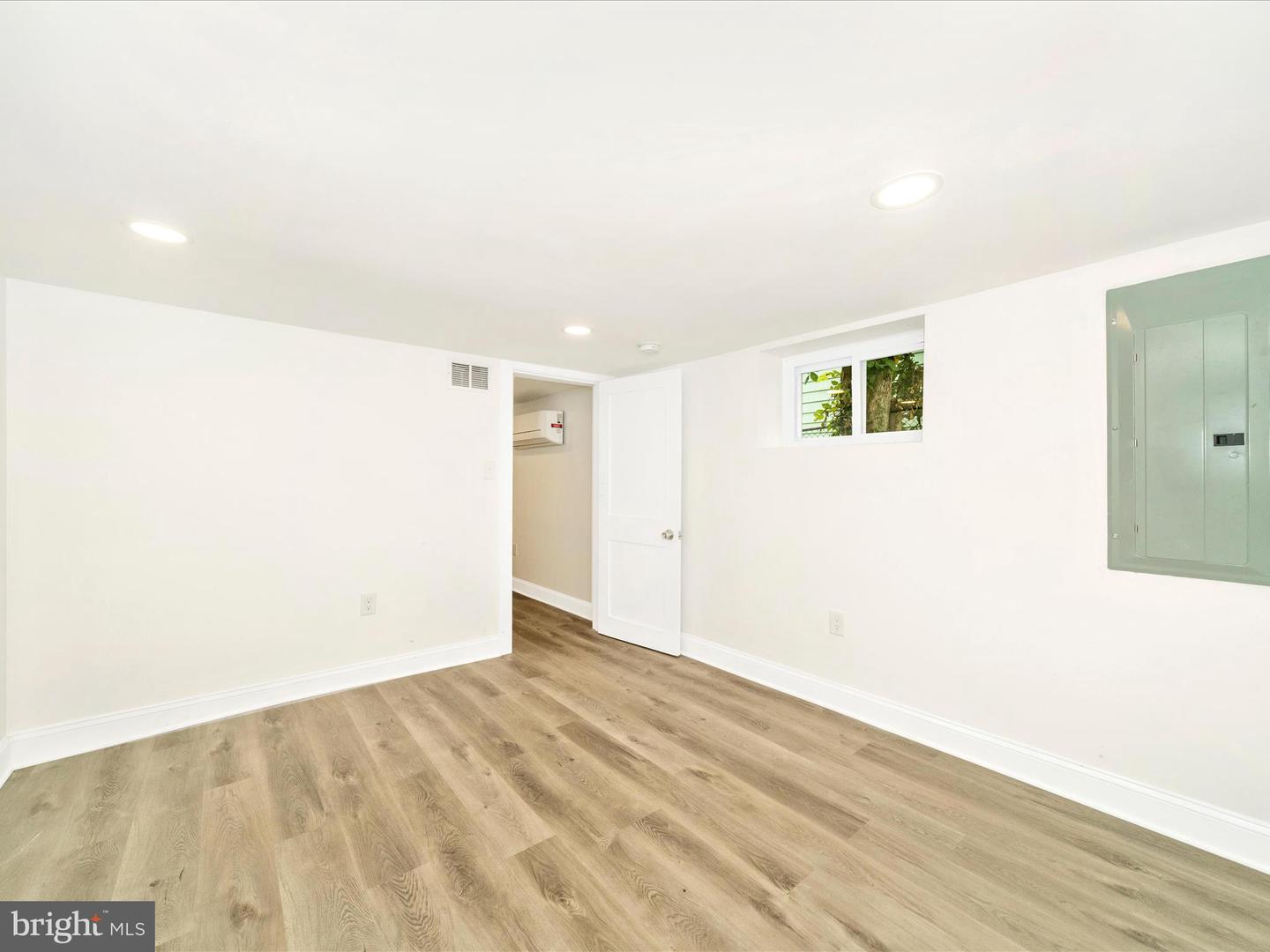 3003 20TH ST NE, WASHINGTON, District Of Columbia 20018, 4 Bedrooms Bedrooms, ,3 BathroomsBathrooms,Residential,For sale,3003 20TH ST NE,DCDC2208004 MLS # DCDC2208004