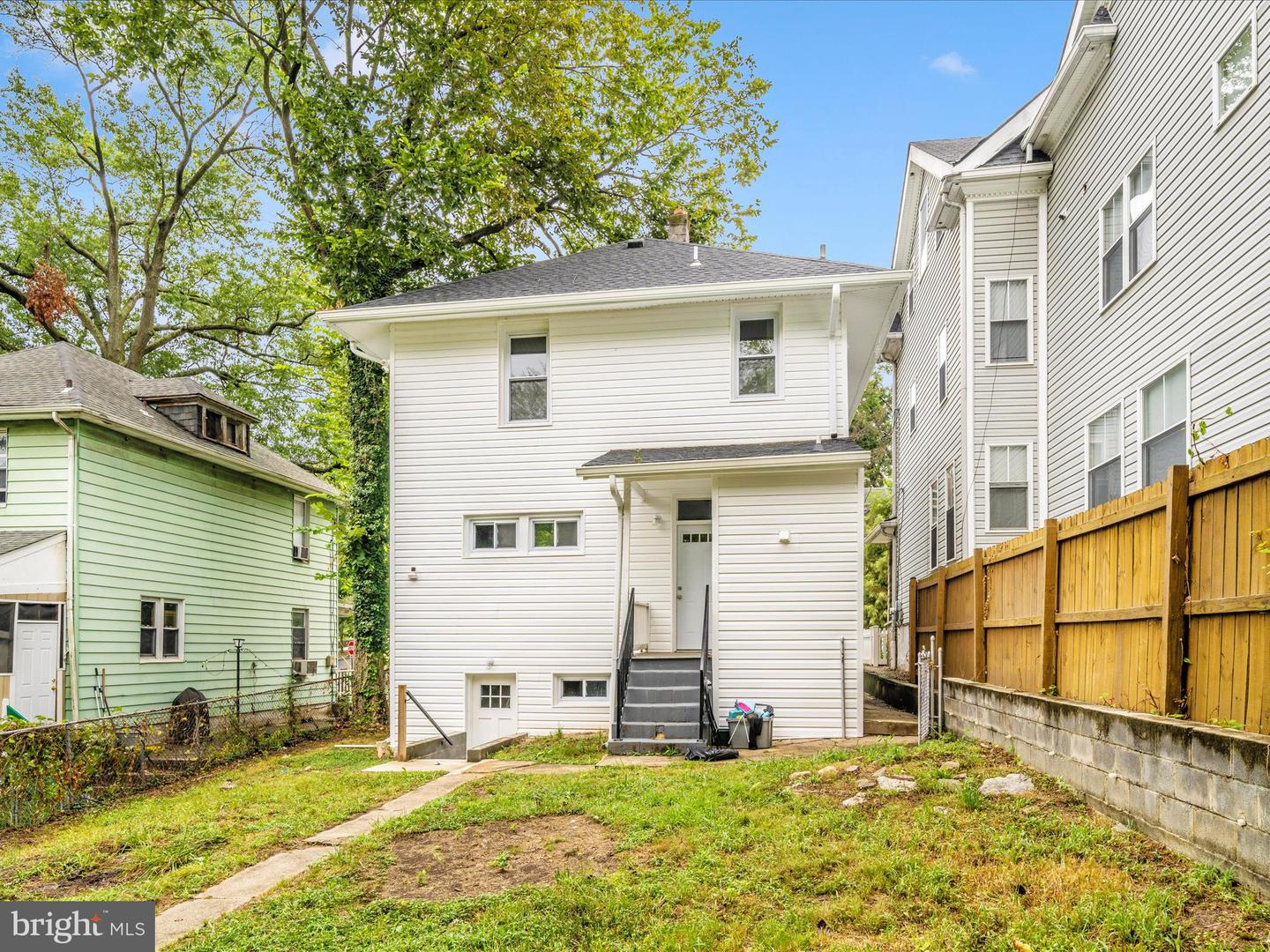 3003 20TH ST NE, WASHINGTON, District Of Columbia 20018, 4 Bedrooms Bedrooms, ,3 BathroomsBathrooms,Residential,For sale,3003 20TH ST NE,DCDC2208004 MLS # DCDC2208004