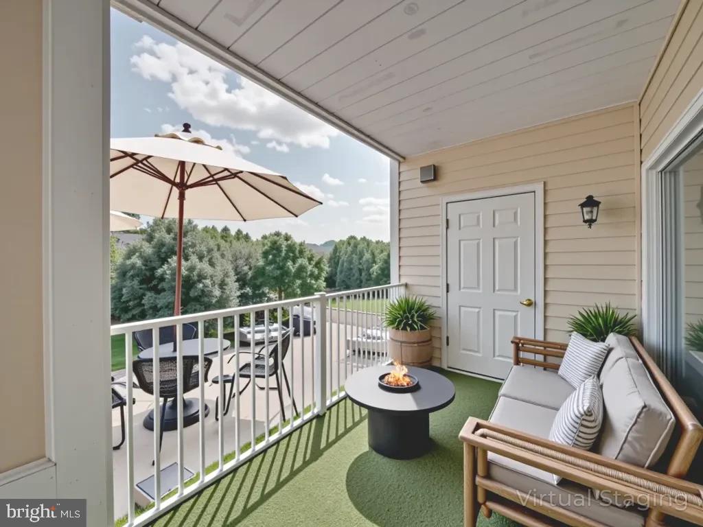 43300 MARYMOUNT TER #301, ASHBURN, Virginia 20147, 2 Bedrooms Bedrooms, ,2 BathroomsBathrooms,Residential,For sale,43300 MARYMOUNT TER #301,VALO2101298 MLS # VALO2101298
