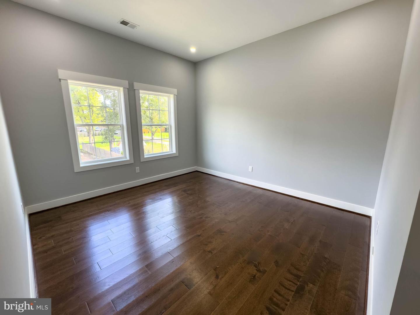 8018 LELAND RD, MANASSAS, Virginia 20111, 4 Bedrooms Bedrooms, ,4 BathroomsBathrooms,Residential,For sale,8018 LELAND RD,VAPW2098742 MLS # VAPW2098742