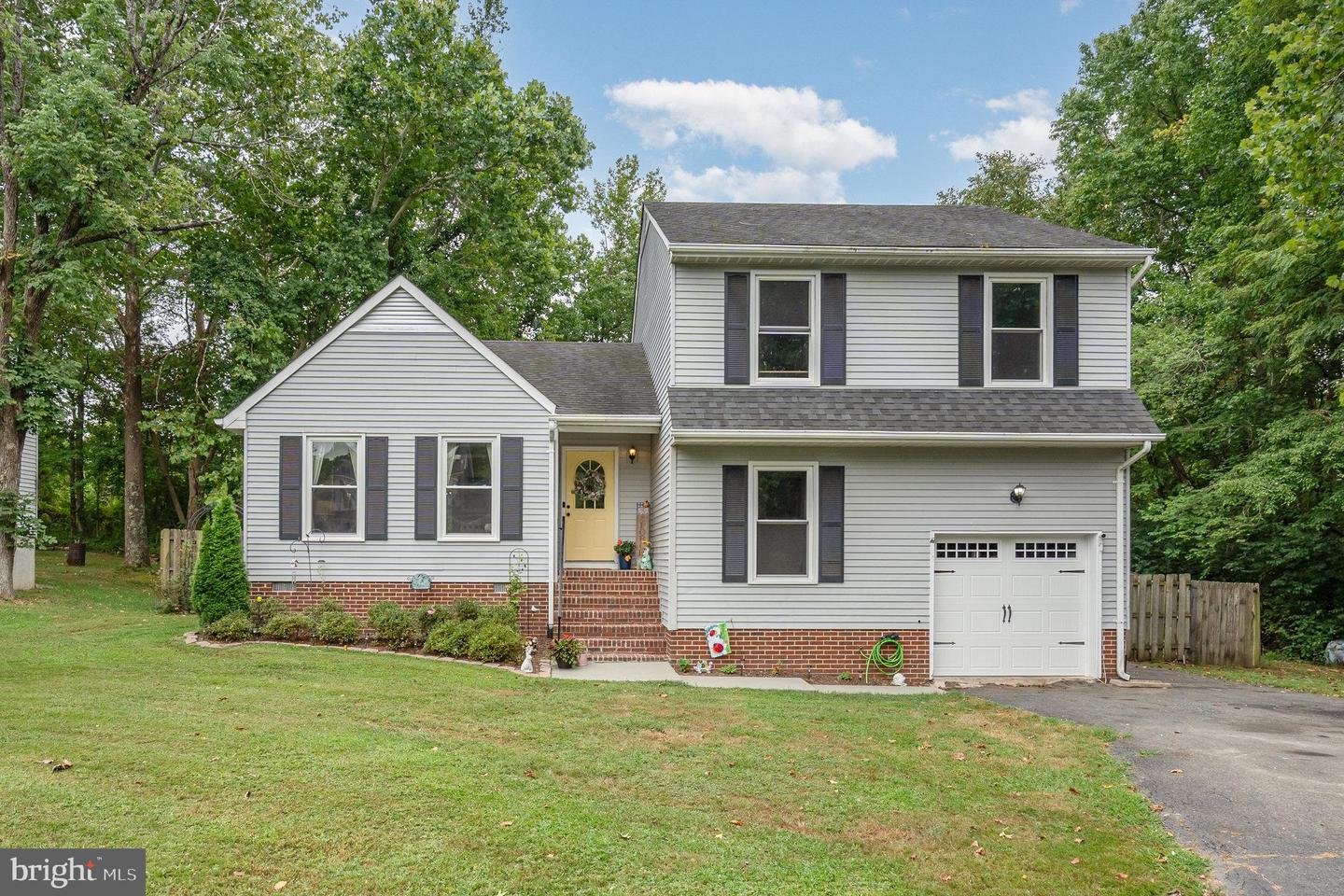 260 WHITSONS RUN, STAFFORD, Virginia 22554, 3 Bedrooms Bedrooms, ,2 BathroomsBathrooms,Residential,For sale,260 WHITSONS RUN,VAST2040786 MLS # VAST2040786