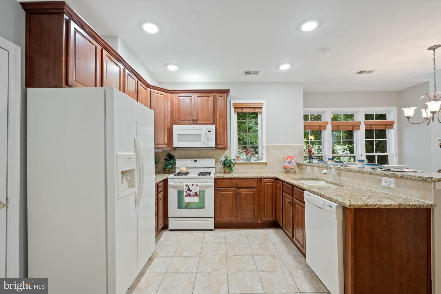 14444 VILLAGE HIGH ST #87, GAINESVILLE, Virginia 20155, 2 Bedrooms Bedrooms, 5 Rooms Rooms,2 BathroomsBathrooms,Residential,For sale,14444 VILLAGE HIGH ST #87,VAPW2099422 MLS # VAPW2099422