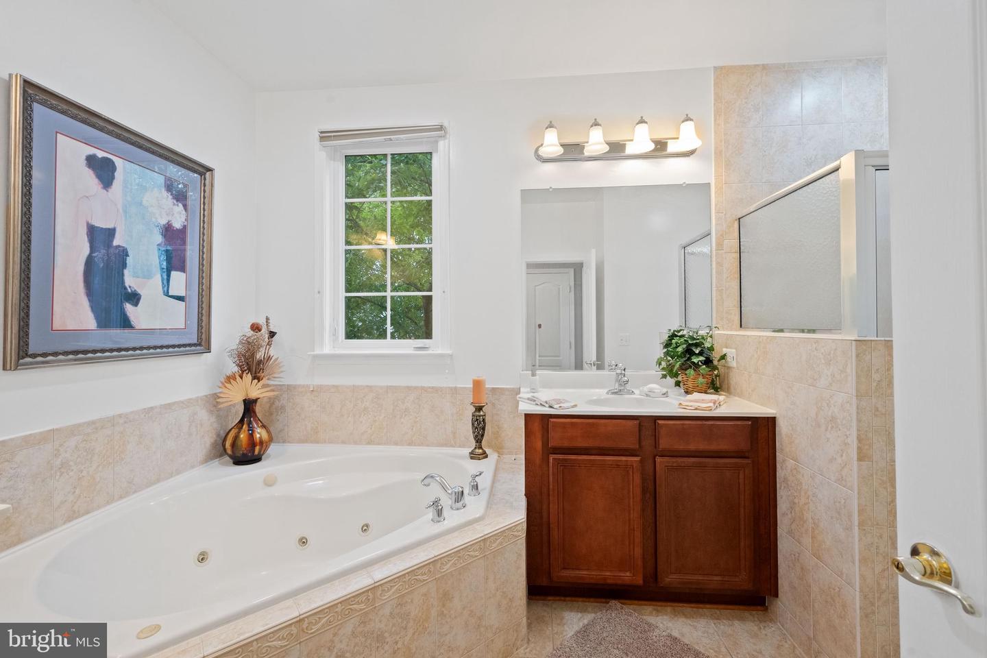 14444 VILLAGE HIGH ST #87, GAINESVILLE, Virginia 20155, 2 Bedrooms Bedrooms, 5 Rooms Rooms,2 BathroomsBathrooms,Residential,For sale,14444 VILLAGE HIGH ST #87,VAPW2099422 MLS # VAPW2099422