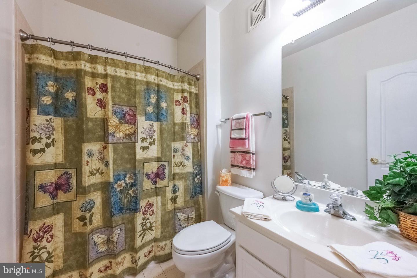 14444 VILLAGE HIGH ST #87, GAINESVILLE, Virginia 20155, 2 Bedrooms Bedrooms, 5 Rooms Rooms,2 BathroomsBathrooms,Residential,For sale,14444 VILLAGE HIGH ST #87,VAPW2099422 MLS # VAPW2099422