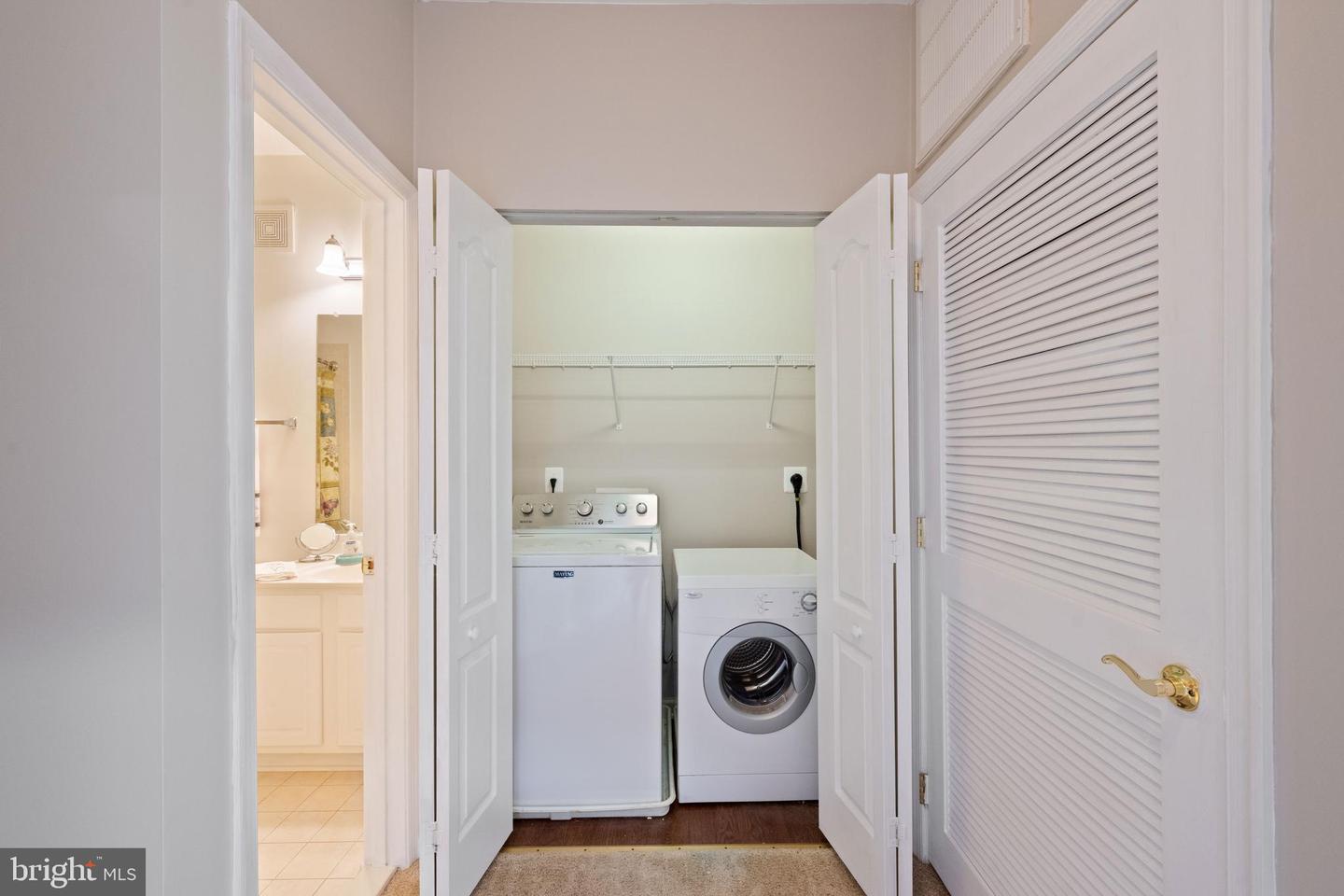 14444 VILLAGE HIGH ST #87, GAINESVILLE, Virginia 20155, 2 Bedrooms Bedrooms, 5 Rooms Rooms,2 BathroomsBathrooms,Residential,For sale,14444 VILLAGE HIGH ST #87,VAPW2099422 MLS # VAPW2099422