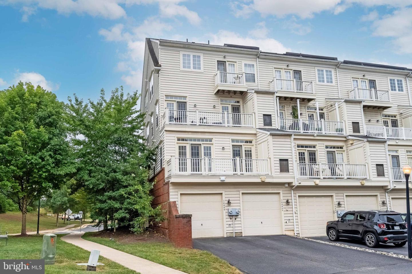14444 VILLAGE HIGH ST #87, GAINESVILLE, Virginia 20155, 2 Bedrooms Bedrooms, 5 Rooms Rooms,2 BathroomsBathrooms,Residential,For sale,14444 VILLAGE HIGH ST #87,VAPW2099422 MLS # VAPW2099422