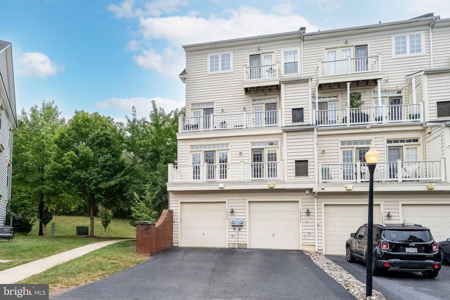 14444 VILLAGE HIGH ST #87, GAINESVILLE, Virginia 20155, 2 Bedrooms Bedrooms, 5 Rooms Rooms,2 BathroomsBathrooms,Residential,For sale,14444 VILLAGE HIGH ST #87,VAPW2099422 MLS # VAPW2099422