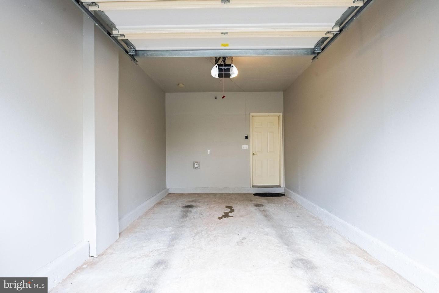 14444 VILLAGE HIGH ST #87, GAINESVILLE, Virginia 20155, 2 Bedrooms Bedrooms, 5 Rooms Rooms,2 BathroomsBathrooms,Residential,For sale,14444 VILLAGE HIGH ST #87,VAPW2099422 MLS # VAPW2099422