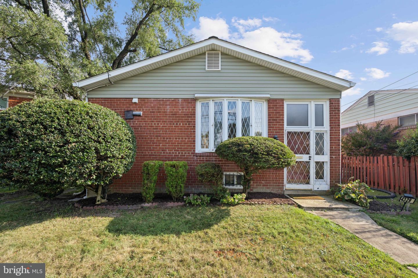4329 H ST SE, WASHINGTON, District Of Columbia 20019, 3 Bedrooms Bedrooms, ,1 BathroomBathrooms,Residential,For sale,4329 H ST SE,DCDC2210972 MLS # DCDC2210972