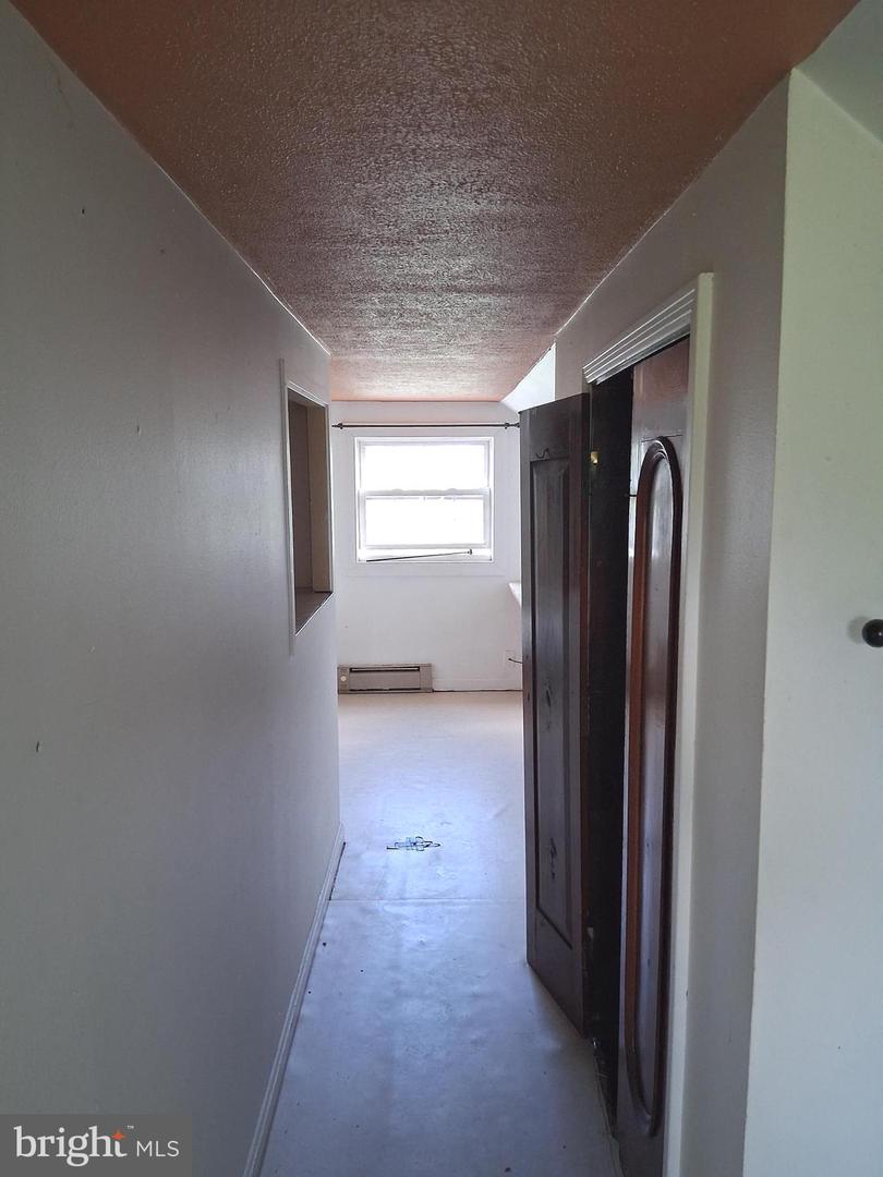 1597 FAIRFAX PIKE, STEPHENS CITY, Virginia 22655, 3 Bedrooms Bedrooms, ,1 BathroomBathrooms,Residential,For sale,1597 FAIRFAX PIKE,VAFV2035542 MLS # VAFV2035542 1597 FAIRFAX PIKE, STEPHENS CITY, Virginia 22655, 3 Bedrooms Bedrooms, ,1 BathroomBathrooms,Residential,For sale,1597 FAIRFAX PIKE,VAFV2035542 MLS # VAFV2035542