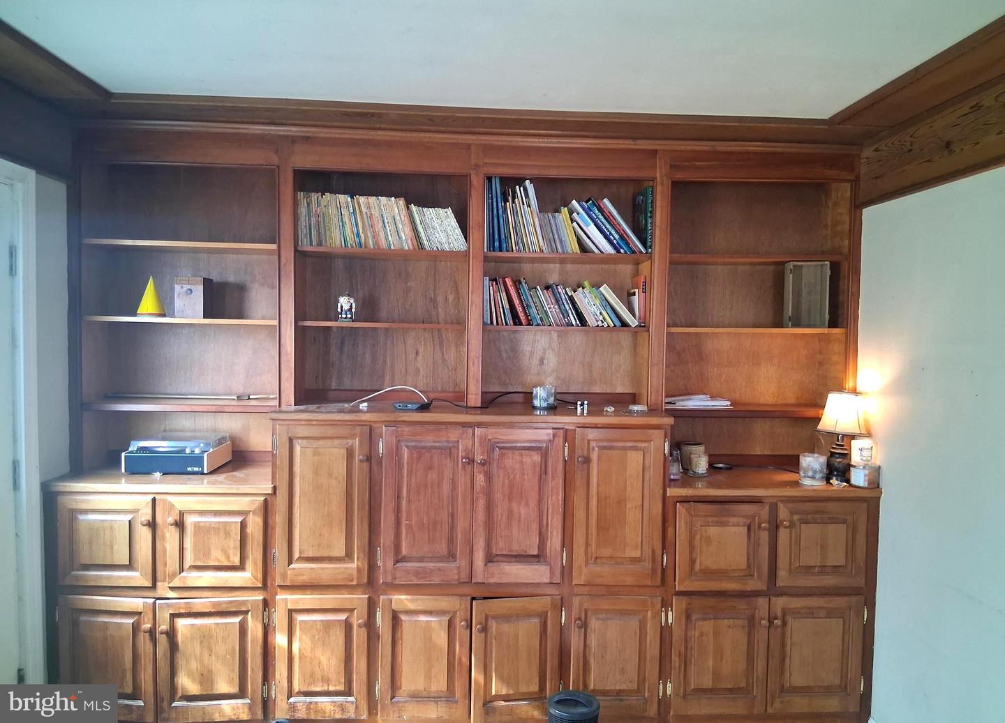 1597 FAIRFAX PIKE, STEPHENS CITY, Virginia 22655, 3 Bedrooms Bedrooms, ,1 BathroomBathrooms,Residential,For sale,1597 FAIRFAX PIKE,VAFV2035542 MLS # VAFV2035542 1597 FAIRFAX PIKE, STEPHENS CITY, Virginia 22655, 3 Bedrooms Bedrooms, ,1 BathroomBathrooms,Residential,For sale,1597 FAIRFAX PIKE,VAFV2035542 MLS # VAFV2035542