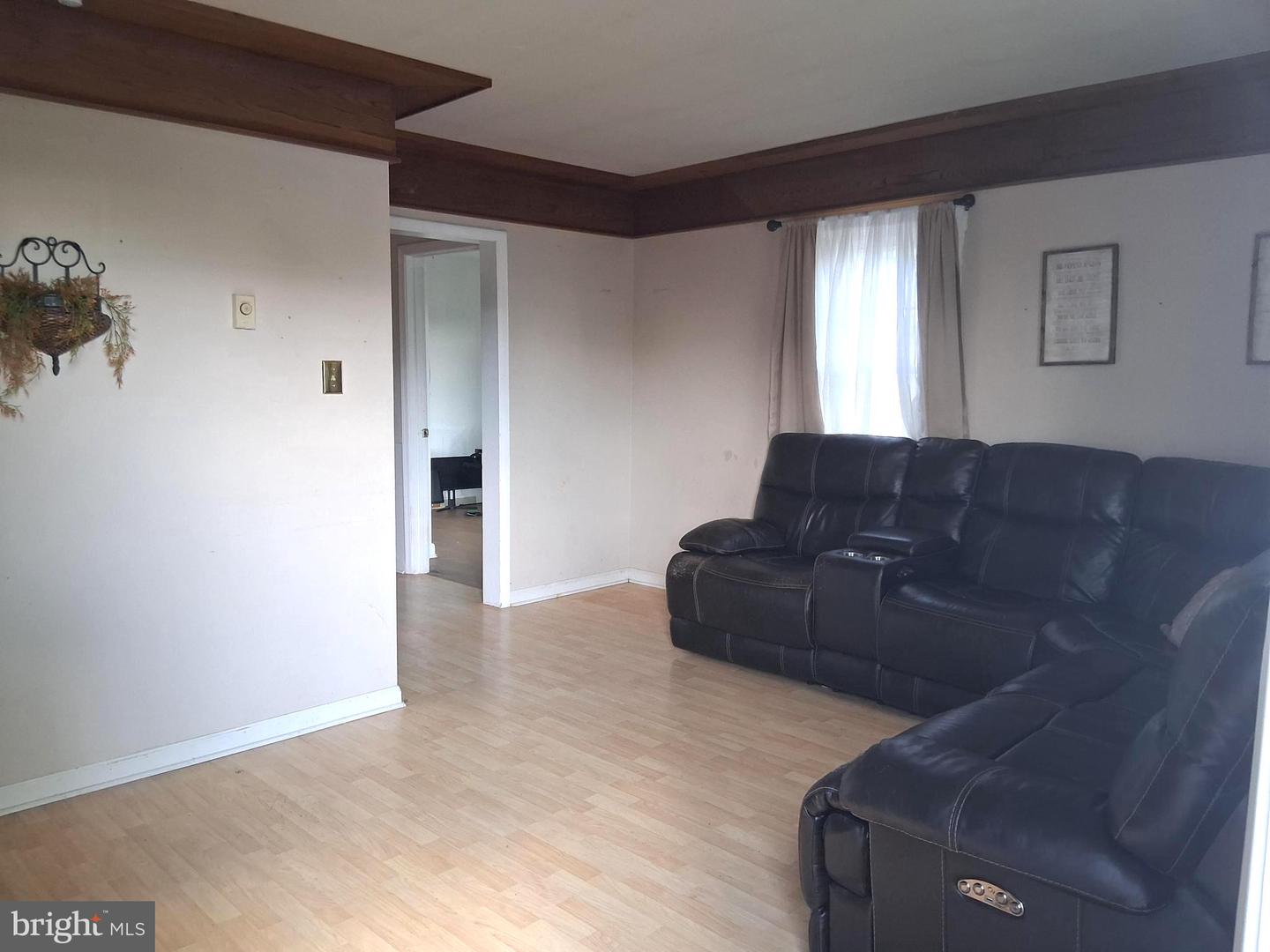 1597 FAIRFAX PIKE, STEPHENS CITY, Virginia 22655, 3 Bedrooms Bedrooms, ,1 BathroomBathrooms,Residential,For sale,1597 FAIRFAX PIKE,VAFV2035542 MLS # VAFV2035542 1597 FAIRFAX PIKE, STEPHENS CITY, Virginia 22655, 3 Bedrooms Bedrooms, ,1 BathroomBathrooms,Residential,For sale,1597 FAIRFAX PIKE,VAFV2035542 MLS # VAFV2035542