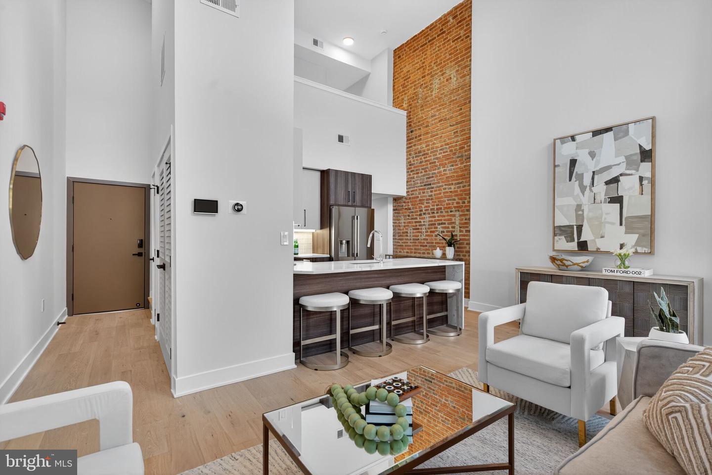 2440 ONTARIO RD NW #6, WASHINGTON, District Of Columbia 20009, 2 Bedrooms Bedrooms, ,2 BathroomsBathrooms,Residential,For sale,2440 ONTARIO RD NW #6,DCDC2211692 MLS # DCDC2211692