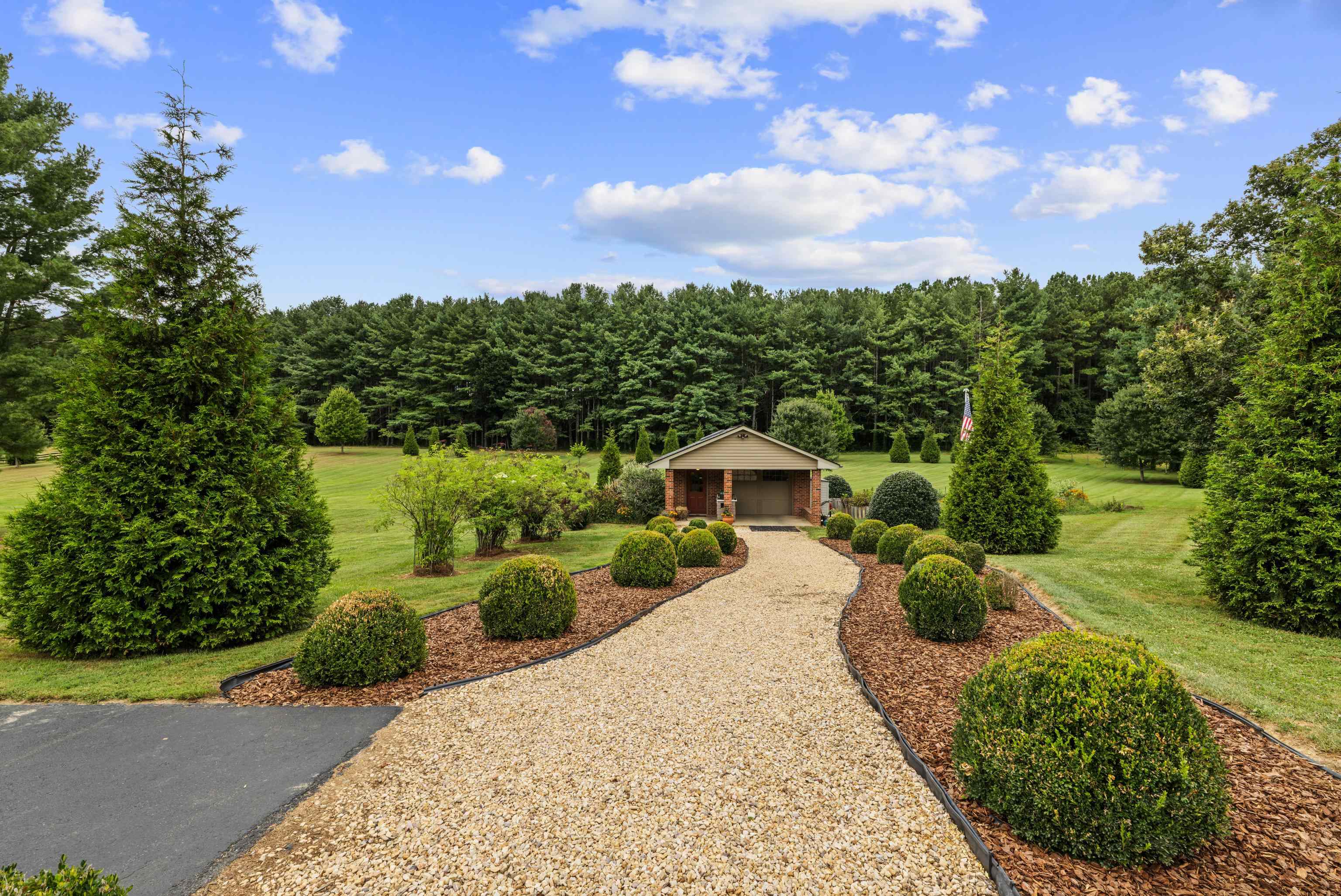 125 WARREN OAKS LN, WAYNESBORO, Virginia 22980, 3 Bedrooms Bedrooms, ,3 BathroomsBathrooms,Residential,125 WARREN OAKS LN,668164 MLS # 668164