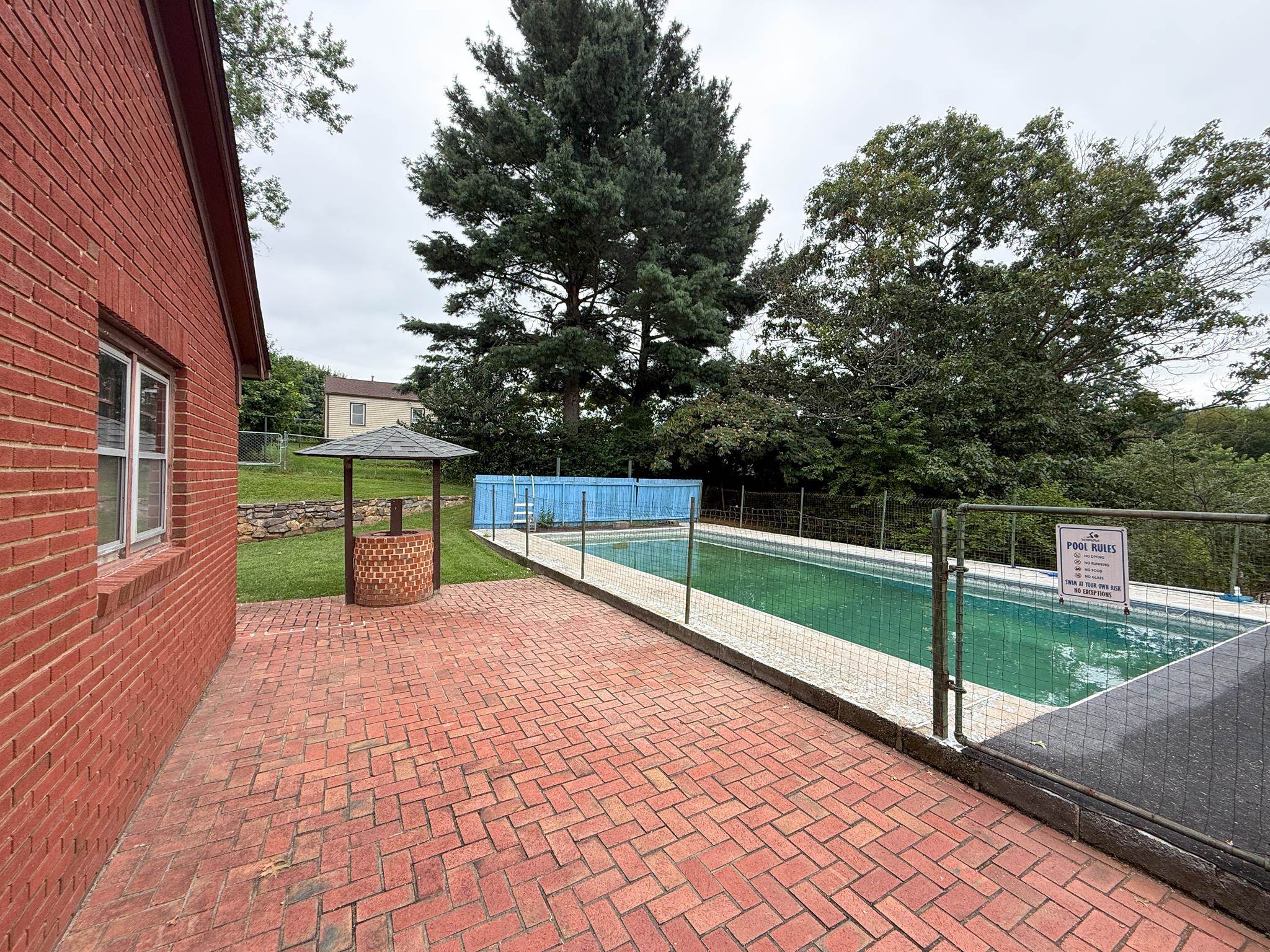 1717 FIRST ST, STAUNTON, Virginia 24401, 3 Bedrooms Bedrooms, ,2 BathroomsBathrooms,Residential,1717 FIRST ST,668174 MLS # 668174