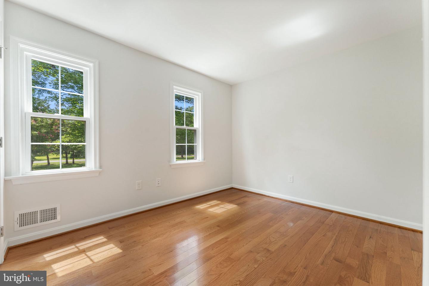 14010 FITZWATER DR, NOKESVILLE, Virginia 20181, 5 Bedrooms Bedrooms, ,3 BathroomsBathrooms,Residential,For sale,14010 FITZWATER DR,VAPW2099904 MLS # VAPW2099904
