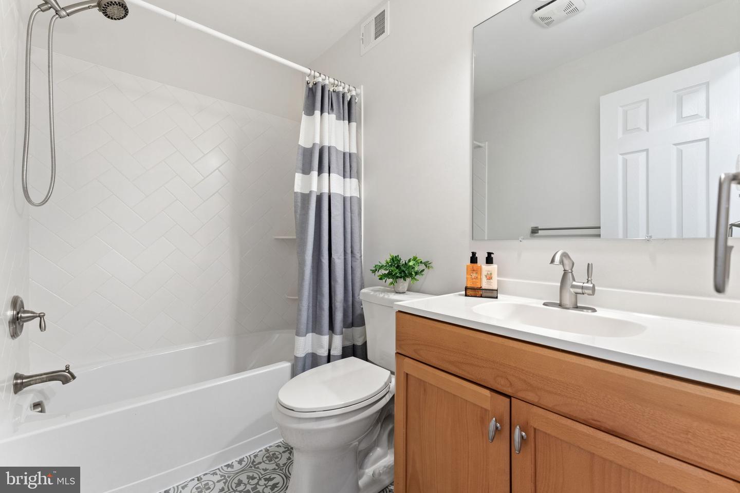 14010 FITZWATER DR, NOKESVILLE, Virginia 20181, 5 Bedrooms Bedrooms, ,3 BathroomsBathrooms,Residential,For sale,14010 FITZWATER DR,VAPW2099904 MLS # VAPW2099904