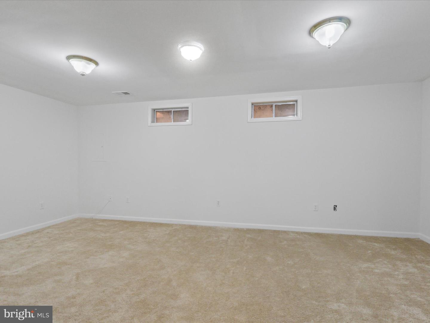 7700 SHADOWCREEK TER, SPRINGFIELD, Virginia 22153, 3 Bedrooms Bedrooms, ,2 BathroomsBathrooms,Residential,For sale,7700 SHADOWCREEK TER,VAFX2257620 MLS # VAFX2257620