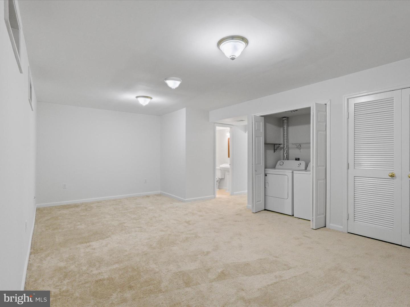 7700 SHADOWCREEK TER, SPRINGFIELD, Virginia 22153, 3 Bedrooms Bedrooms, ,2 BathroomsBathrooms,Residential,For sale,7700 SHADOWCREEK TER,VAFX2257620 MLS # VAFX2257620