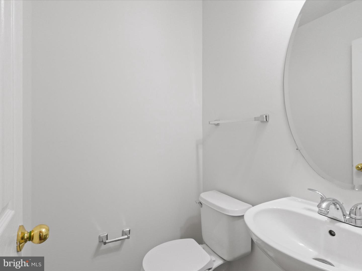7700 SHADOWCREEK TER, SPRINGFIELD, Virginia 22153, 3 Bedrooms Bedrooms, ,2 BathroomsBathrooms,Residential,For sale,7700 SHADOWCREEK TER,VAFX2257620 MLS # VAFX2257620