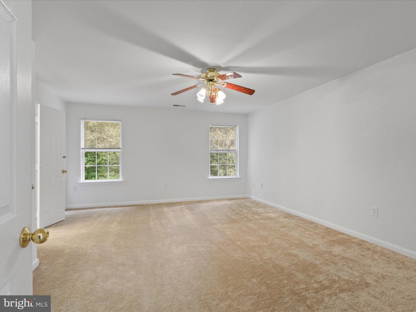 7700 SHADOWCREEK TER, SPRINGFIELD, Virginia 22153, 3 Bedrooms Bedrooms, ,2 BathroomsBathrooms,Residential,For sale,7700 SHADOWCREEK TER,VAFX2257620 MLS # VAFX2257620