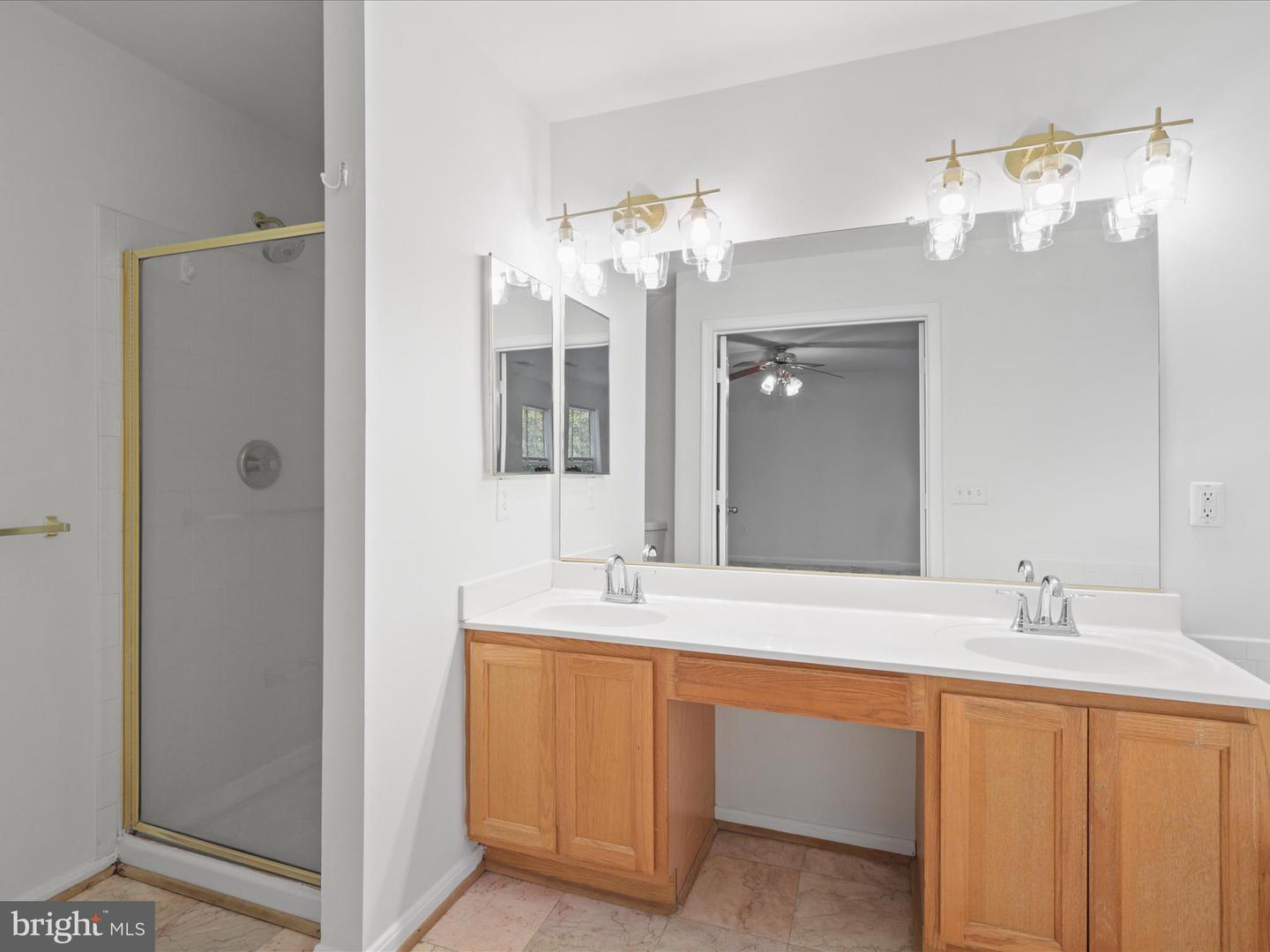 7700 SHADOWCREEK TER, SPRINGFIELD, Virginia 22153, 3 Bedrooms Bedrooms, ,2 BathroomsBathrooms,Residential,For sale,7700 SHADOWCREEK TER,VAFX2257620 MLS # VAFX2257620