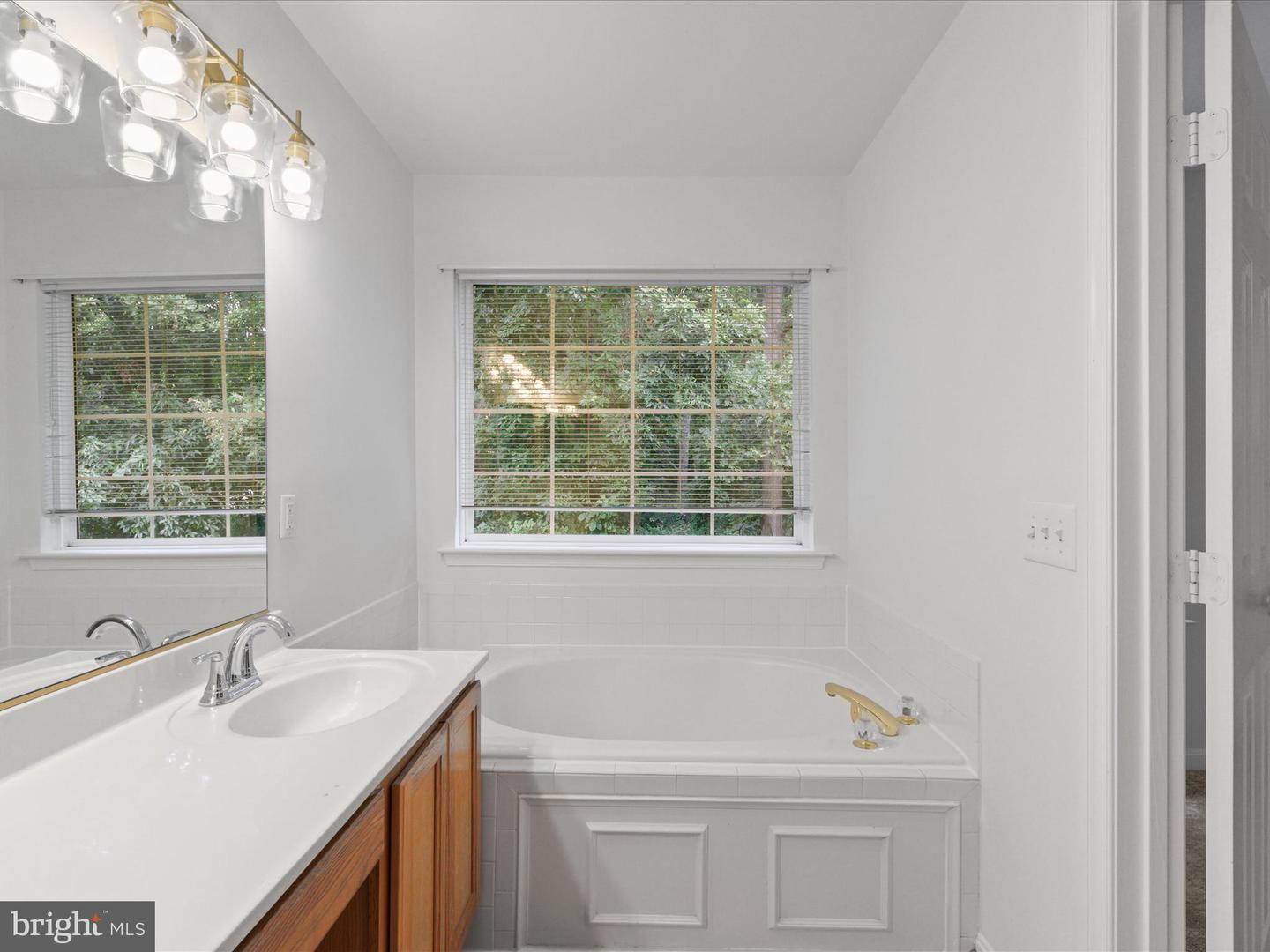 7700 SHADOWCREEK TER, SPRINGFIELD, Virginia 22153, 3 Bedrooms Bedrooms, ,2 BathroomsBathrooms,Residential,For sale,7700 SHADOWCREEK TER,VAFX2257620 MLS # VAFX2257620