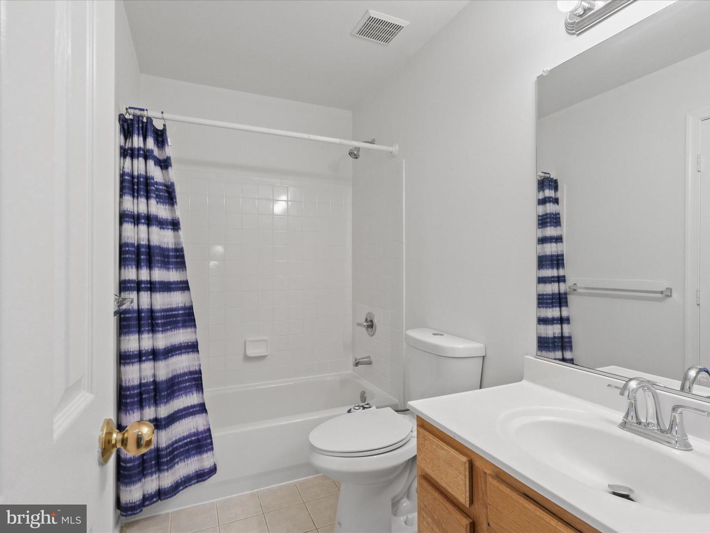 7700 SHADOWCREEK TER, SPRINGFIELD, Virginia 22153, 3 Bedrooms Bedrooms, ,2 BathroomsBathrooms,Residential,For sale,7700 SHADOWCREEK TER,VAFX2257620 MLS # VAFX2257620