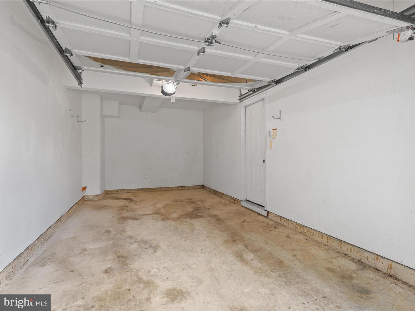 7700 SHADOWCREEK TER, SPRINGFIELD, Virginia 22153, 3 Bedrooms Bedrooms, ,2 BathroomsBathrooms,Residential,For sale,7700 SHADOWCREEK TER,VAFX2257620 MLS # VAFX2257620
