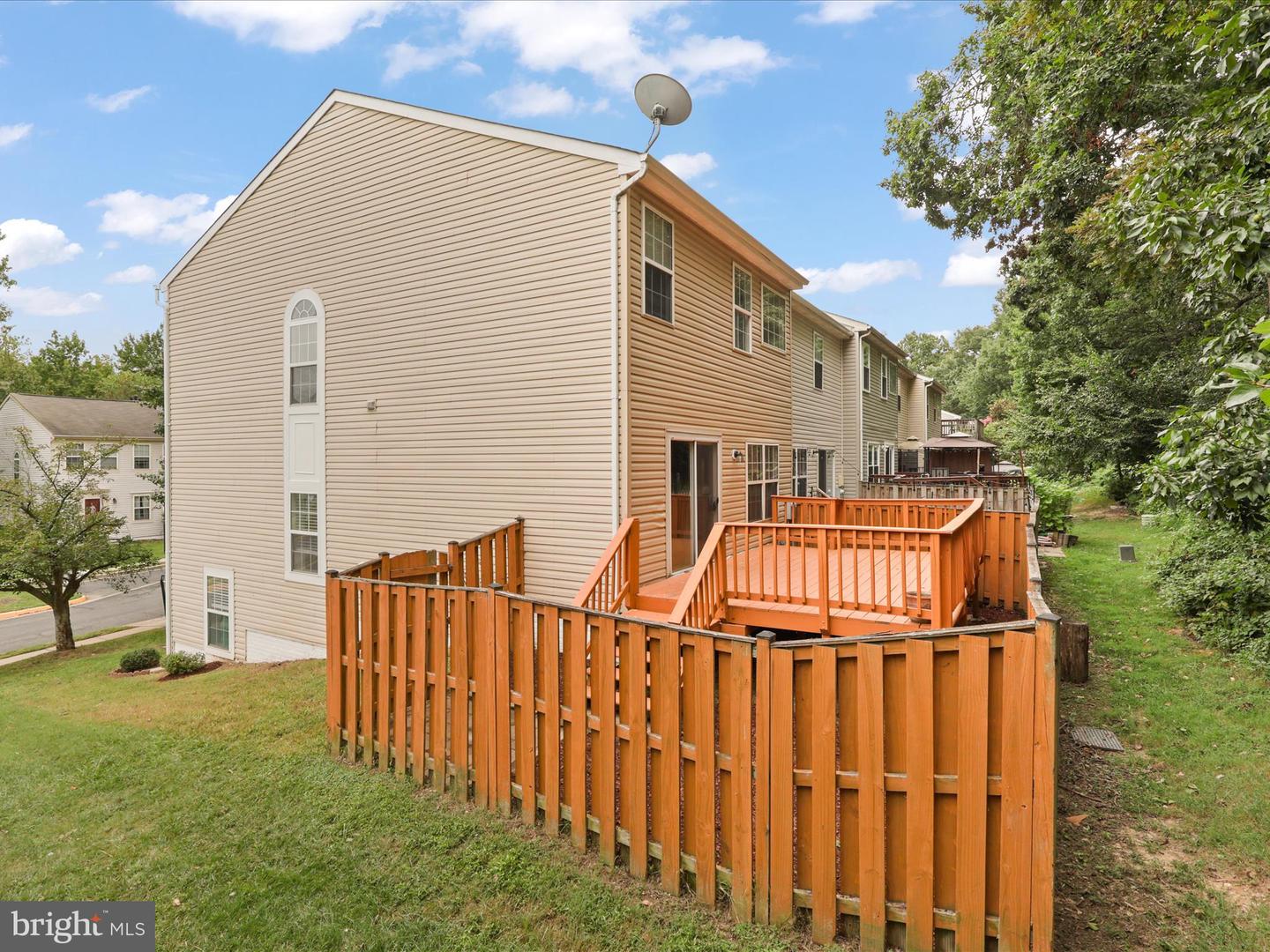7700 SHADOWCREEK TER, SPRINGFIELD, Virginia 22153, 3 Bedrooms Bedrooms, ,2 BathroomsBathrooms,Residential,For sale,7700 SHADOWCREEK TER,VAFX2257620 MLS # VAFX2257620