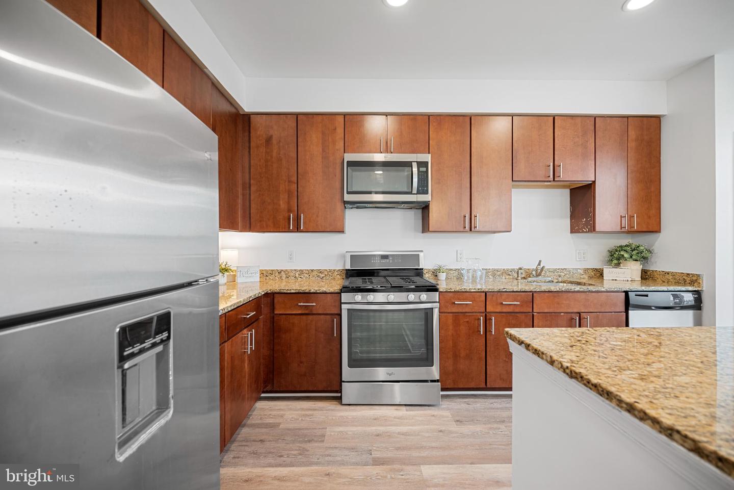 2517 SAYLES PL SE #10, WASHINGTON, District Of Columbia 20020, 3 Bedrooms Bedrooms, ,2 BathroomsBathrooms,Residential,For sale,2517 SAYLES PL SE #10,DCDC2212242 MLS # DCDC2212242