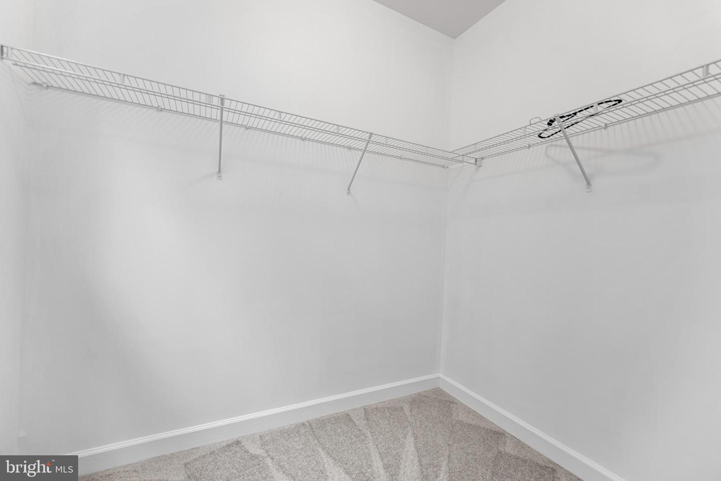 2517 SAYLES PL SE #10, WASHINGTON, District Of Columbia 20020, 3 Bedrooms Bedrooms, ,2 BathroomsBathrooms,Residential,For sale,2517 SAYLES PL SE #10,DCDC2212242 MLS # DCDC2212242