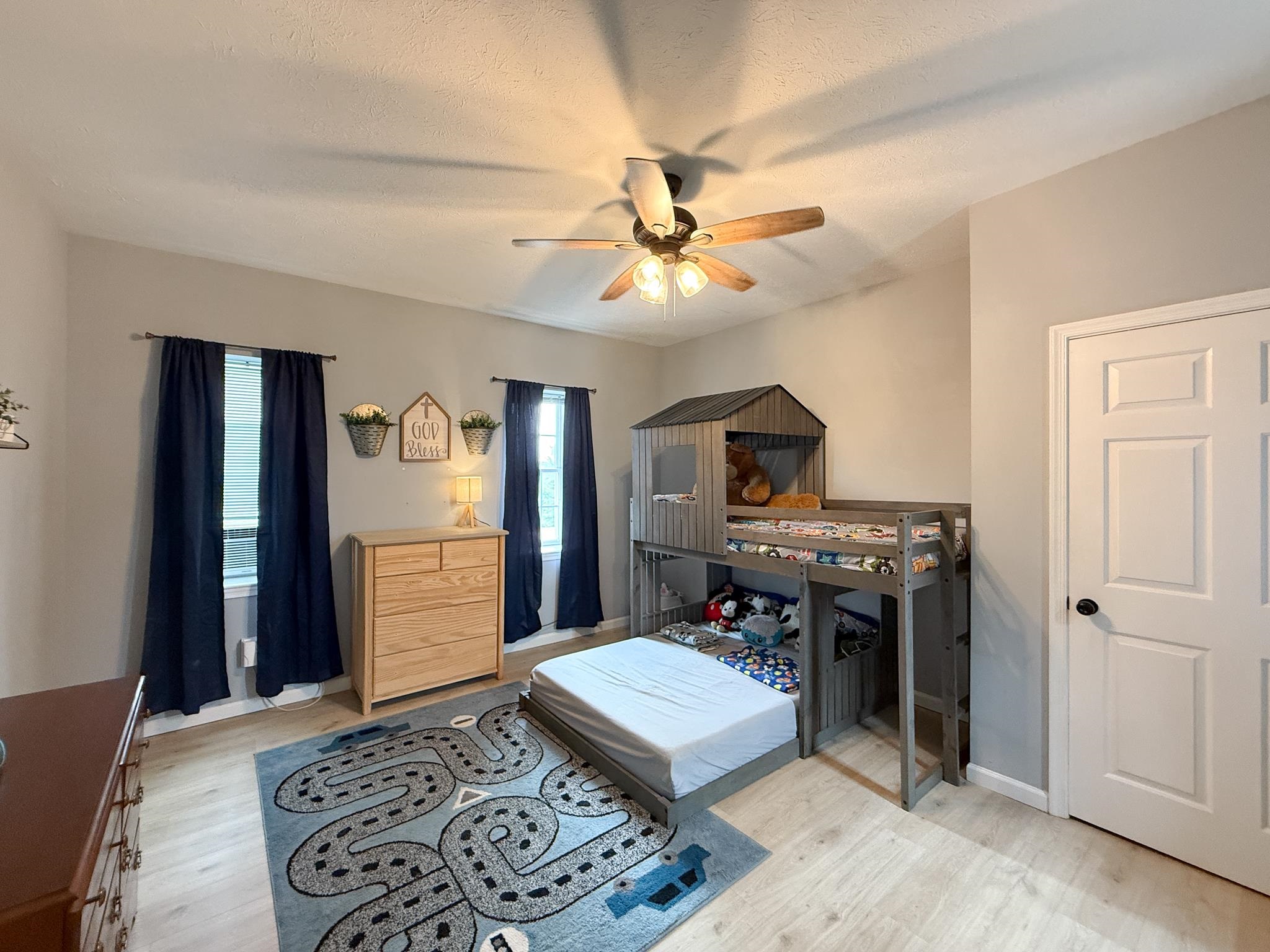 4119 SPRING HILL RD, MOUNT SOLON, Virginia 22843, 3 Bedrooms Bedrooms, ,2 BathroomsBathrooms,Residential,4119 SPRING HILL RD,668176 MLS # 668176