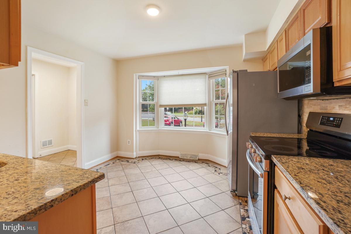 3093 COVINGTON ST, FAIRFAX, Virginia 22031, 4 Bedrooms Bedrooms, ,3 BathroomsBathrooms,Residential,For sale,3093 COVINGTON ST,VAFX2257990 MLS # VAFX2257990
