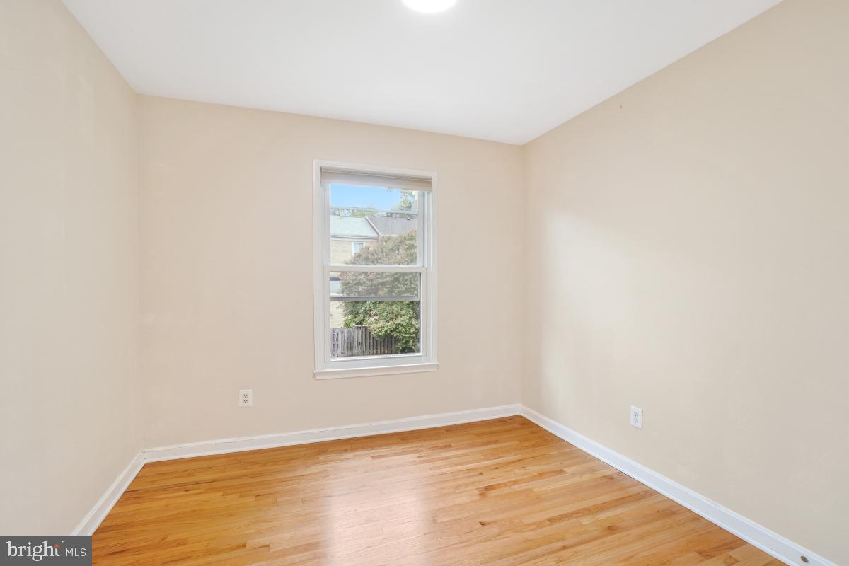 3093 COVINGTON ST, FAIRFAX, Virginia 22031, 4 Bedrooms Bedrooms, ,3 BathroomsBathrooms,Residential,For sale,3093 COVINGTON ST,VAFX2257990 MLS # VAFX2257990