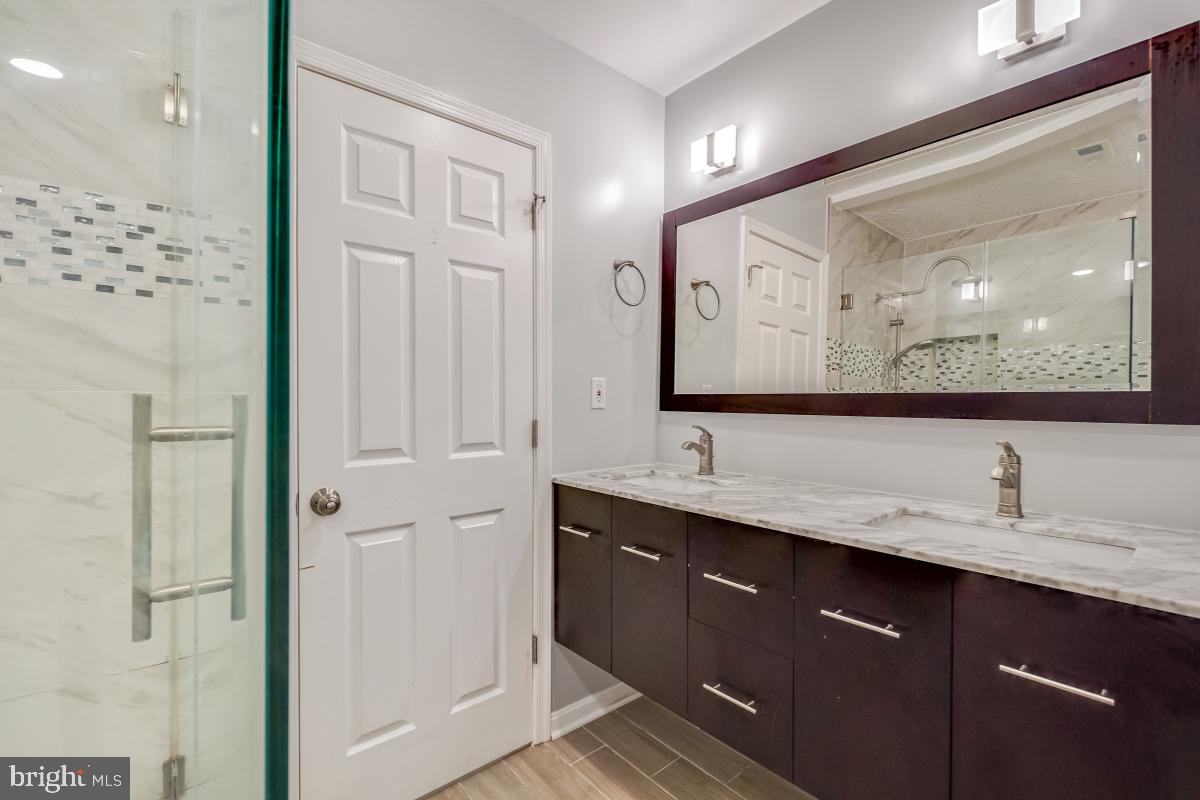 3093 COVINGTON ST, FAIRFAX, Virginia 22031, 4 Bedrooms Bedrooms, ,3 BathroomsBathrooms,Residential,For sale,3093 COVINGTON ST,VAFX2257990 MLS # VAFX2257990