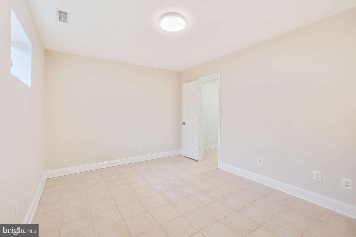 3093 COVINGTON ST, FAIRFAX, Virginia 22031, 4 Bedrooms Bedrooms, ,3 BathroomsBathrooms,Residential,For sale,3093 COVINGTON ST,VAFX2257990 MLS # VAFX2257990