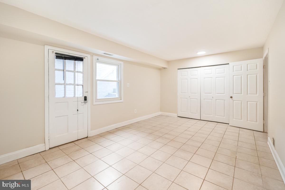 3093 COVINGTON ST, FAIRFAX, Virginia 22031, 4 Bedrooms Bedrooms, ,3 BathroomsBathrooms,Residential,For sale,3093 COVINGTON ST,VAFX2257990 MLS # VAFX2257990