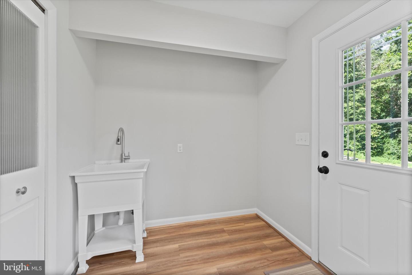 38754 GOOSE CREEK LN, LEESBURG, Virginia 20175, 4 Bedrooms Bedrooms, ,4 BathroomsBathrooms,Residential,For sale,38754 GOOSE CREEK LN,VALO2103826 MLS # VALO2103826