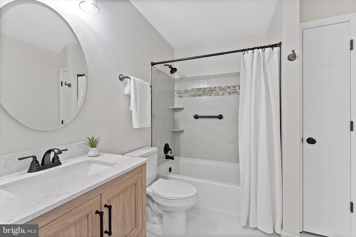 38754 GOOSE CREEK LN, LEESBURG, Virginia 20175, 4 Bedrooms Bedrooms, ,4 BathroomsBathrooms,Residential,For sale,38754 GOOSE CREEK LN,VALO2103826 MLS # VALO2103826