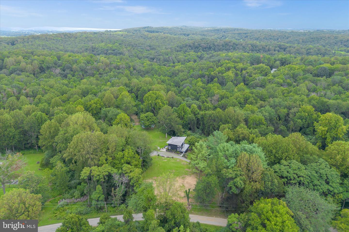 38754 GOOSE CREEK LN, LEESBURG, Virginia 20175, 4 Bedrooms Bedrooms, ,4 BathroomsBathrooms,Residential,For sale,38754 GOOSE CREEK LN,VALO2103826 MLS # VALO2103826