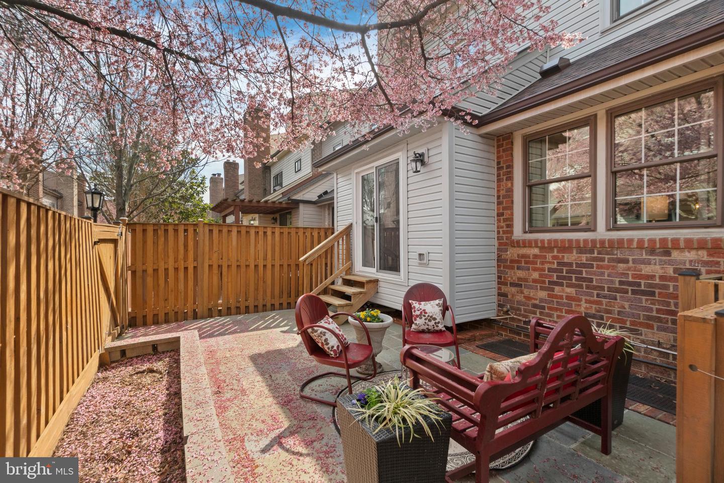 5195 COTTINGHAM PL, ALEXANDRIA, Virginia 22304, 4 Bedrooms Bedrooms, ,2 BathroomsBathrooms,Residential,For sale,5195 COTTINGHAM PL,VAFX2259594 MLS # VAFX2259594