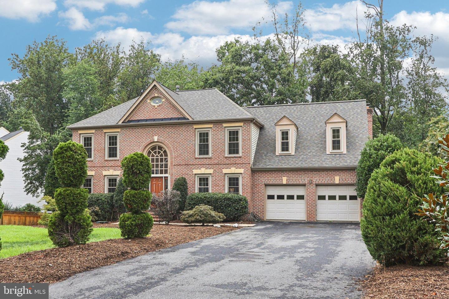 12720 KNIGHTSBRIDGE DR, WOODBRIDGE, Virginia 22192, 5 Bedrooms Bedrooms, ,3 BathroomsBathrooms,Residential,For sale,12720 KNIGHTSBRIDGE DR,VAPW2100926 MLS # VAPW2100926