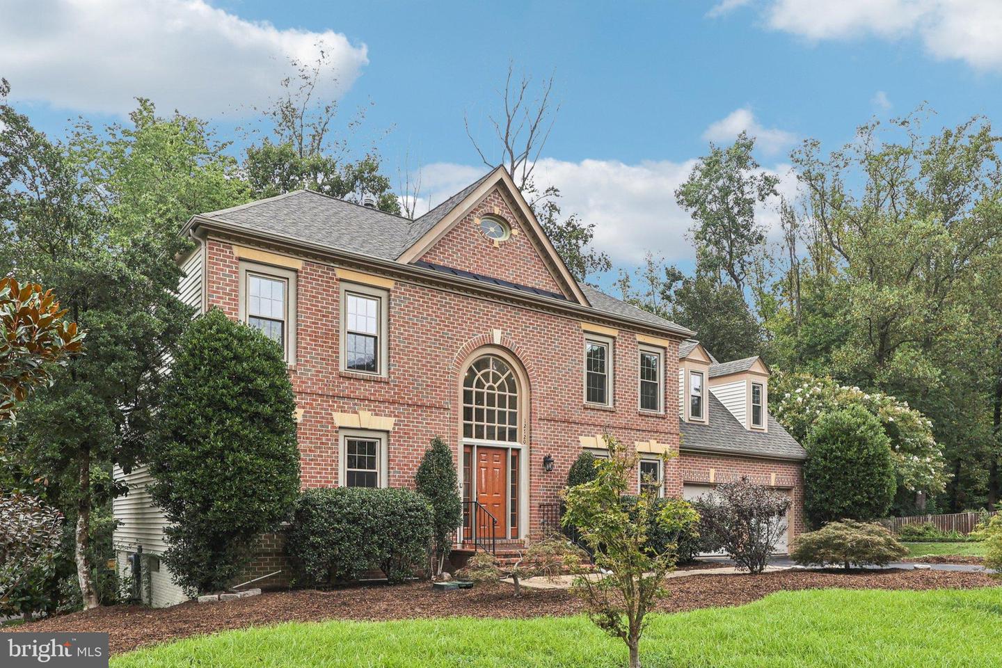 12720 KNIGHTSBRIDGE DR, WOODBRIDGE, Virginia 22192, 5 Bedrooms Bedrooms, ,3 BathroomsBathrooms,Residential,For sale,12720 KNIGHTSBRIDGE DR,VAPW2100926 MLS # VAPW2100926