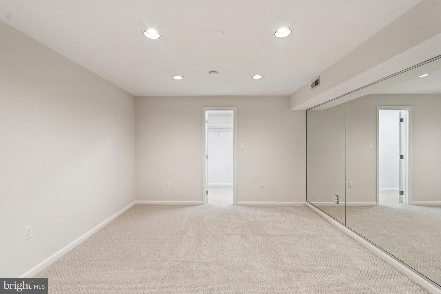 12720 KNIGHTSBRIDGE DR, WOODBRIDGE, Virginia 22192, 5 Bedrooms Bedrooms, ,3 BathroomsBathrooms,Residential,For sale,12720 KNIGHTSBRIDGE DR,VAPW2100926 MLS # VAPW2100926