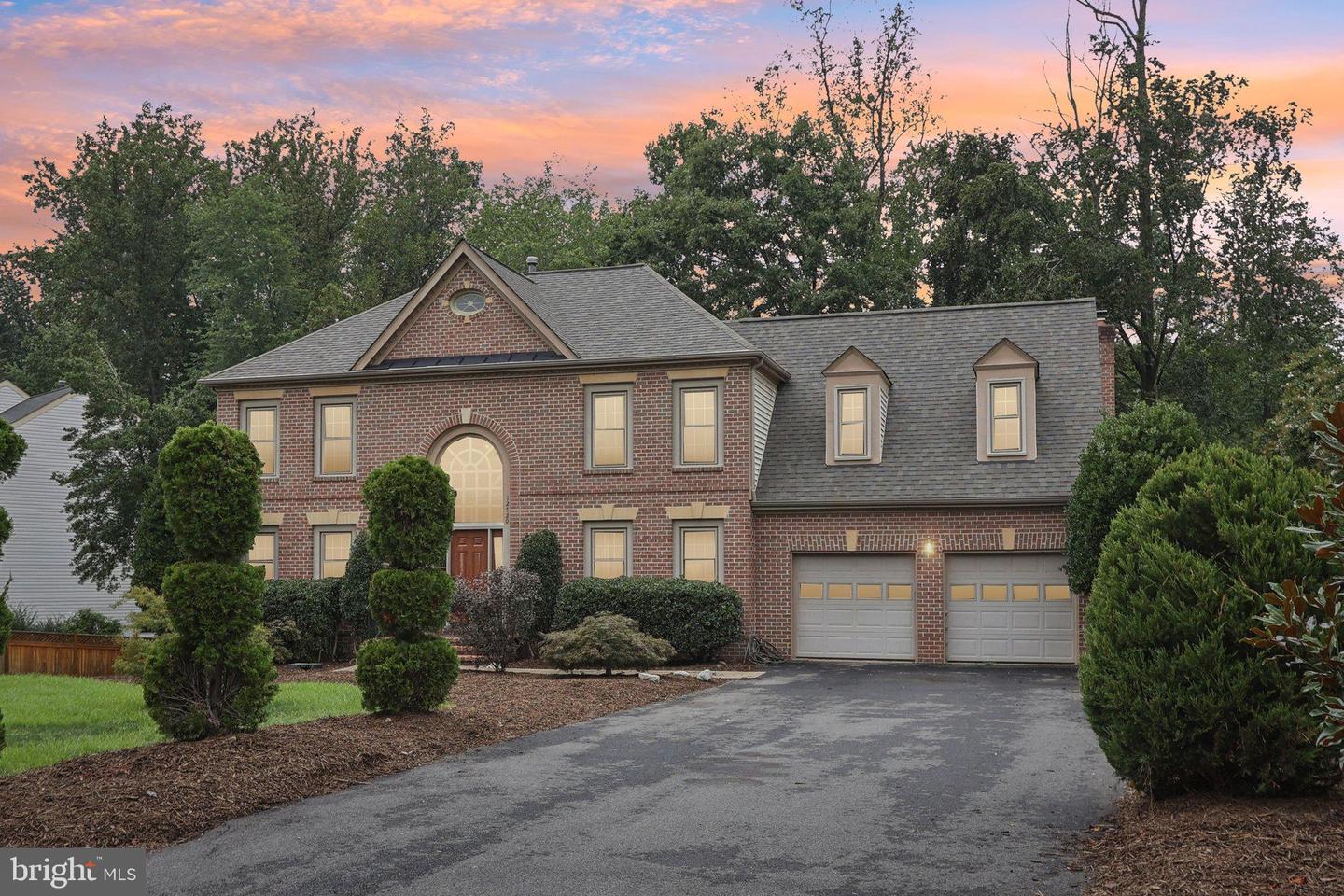 12720 KNIGHTSBRIDGE DR, WOODBRIDGE, Virginia 22192, 5 Bedrooms Bedrooms, ,3 BathroomsBathrooms,Residential,For sale,12720 KNIGHTSBRIDGE DR,VAPW2100926 MLS # VAPW2100926