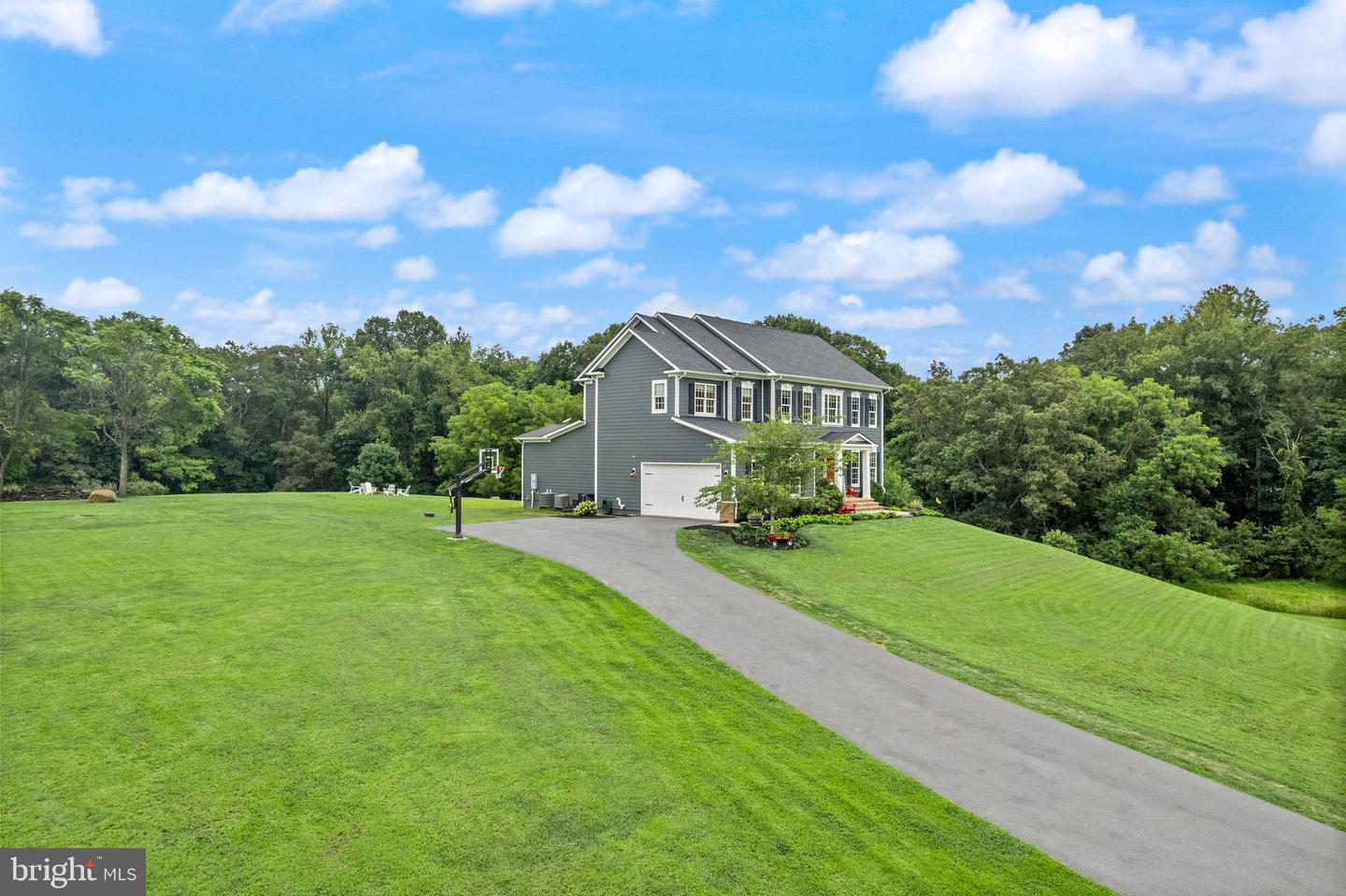 35707 SWEET BRANCH CT, PURCELLVILLE, Virginia 20132, 4 Bedrooms Bedrooms, ,3 BathroomsBathrooms,Residential,For sale,35707 SWEET BRANCH CT,VALO2104096 MLS # VALO2104096