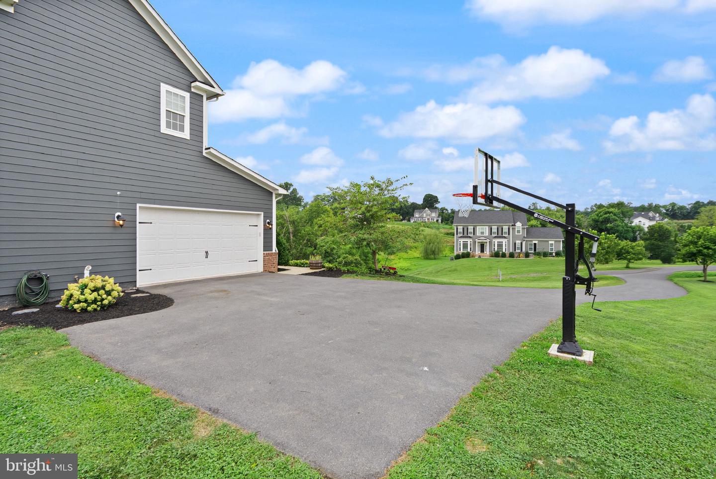 35707 SWEET BRANCH CT, PURCELLVILLE, Virginia 20132, 4 Bedrooms Bedrooms, ,3 BathroomsBathrooms,Residential,For sale,35707 SWEET BRANCH CT,VALO2104096 MLS # VALO2104096