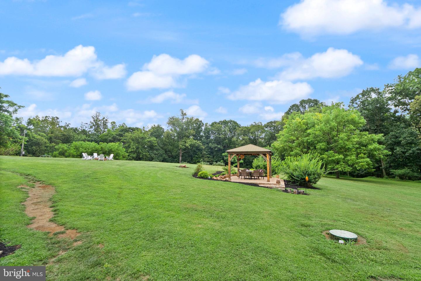 35707 SWEET BRANCH CT, PURCELLVILLE, Virginia 20132, 4 Bedrooms Bedrooms, ,3 BathroomsBathrooms,Residential,For sale,35707 SWEET BRANCH CT,VALO2104096 MLS # VALO2104096