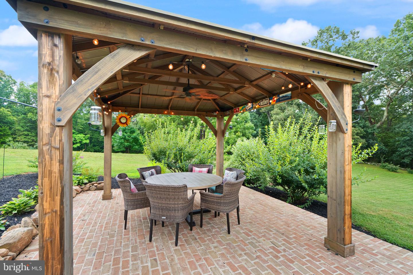 35707 SWEET BRANCH CT, PURCELLVILLE, Virginia 20132, 4 Bedrooms Bedrooms, ,3 BathroomsBathrooms,Residential,For sale,35707 SWEET BRANCH CT,VALO2104096 MLS # VALO2104096